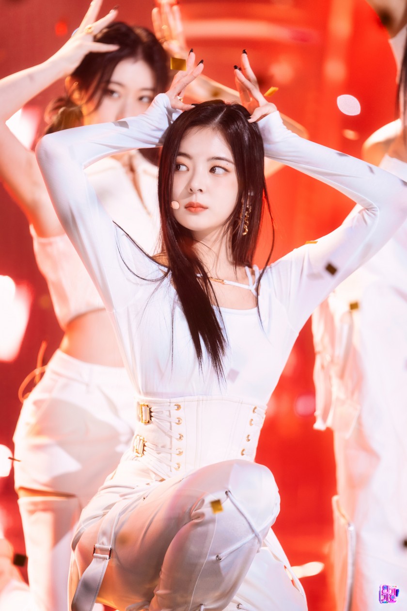 ITZY、ITZY、人気歌謡PDノート フォトスケッチ