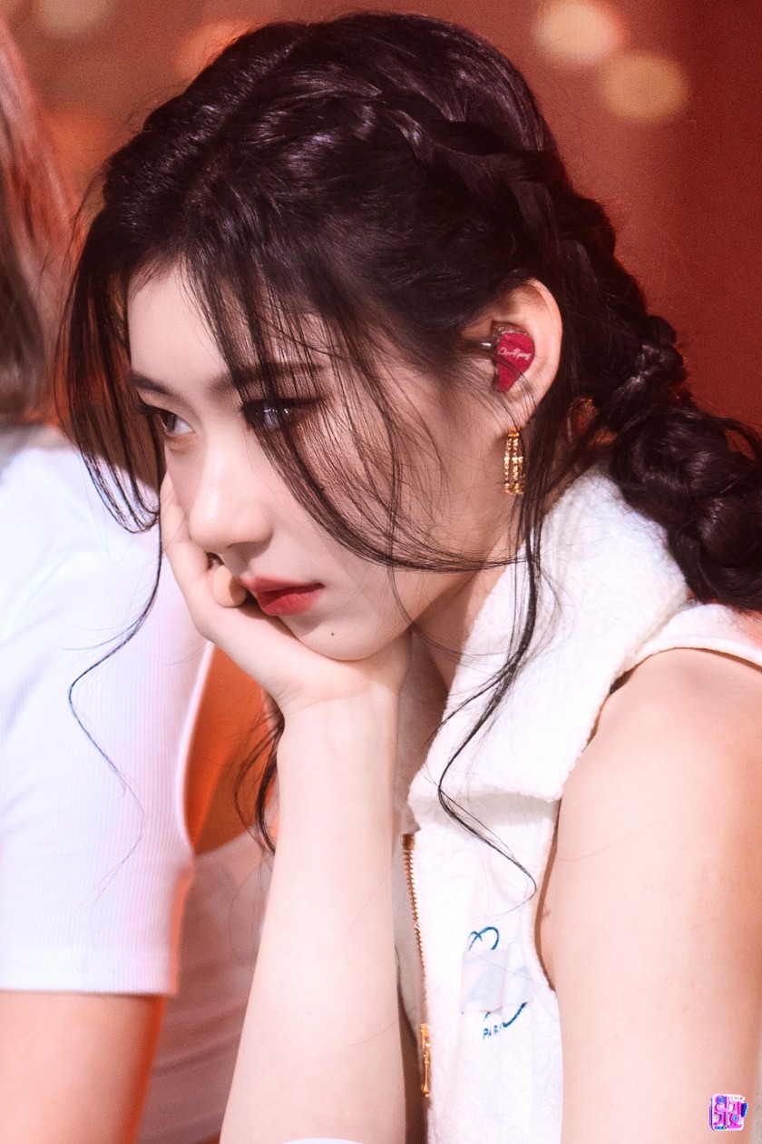 ITZY、ITZY、人気歌謡PDノート フォトスケッチ