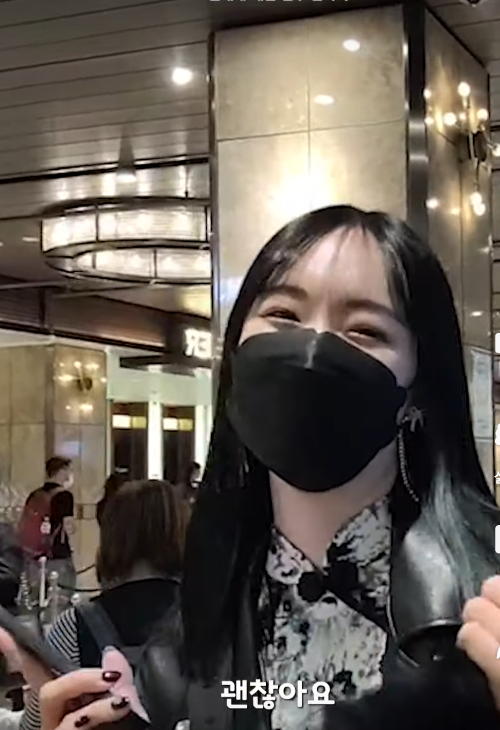아직도 일본에서 미녀들 만나고 있는 여행 유튜버