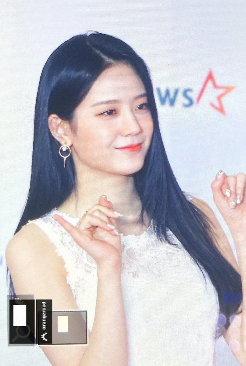 프로미스나인 이채영