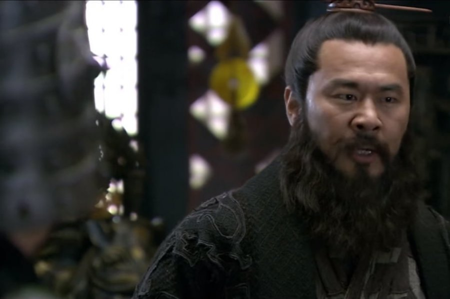中国版「私のおじさん」のイ·ソンギュン役を演じる中国俳優jpg