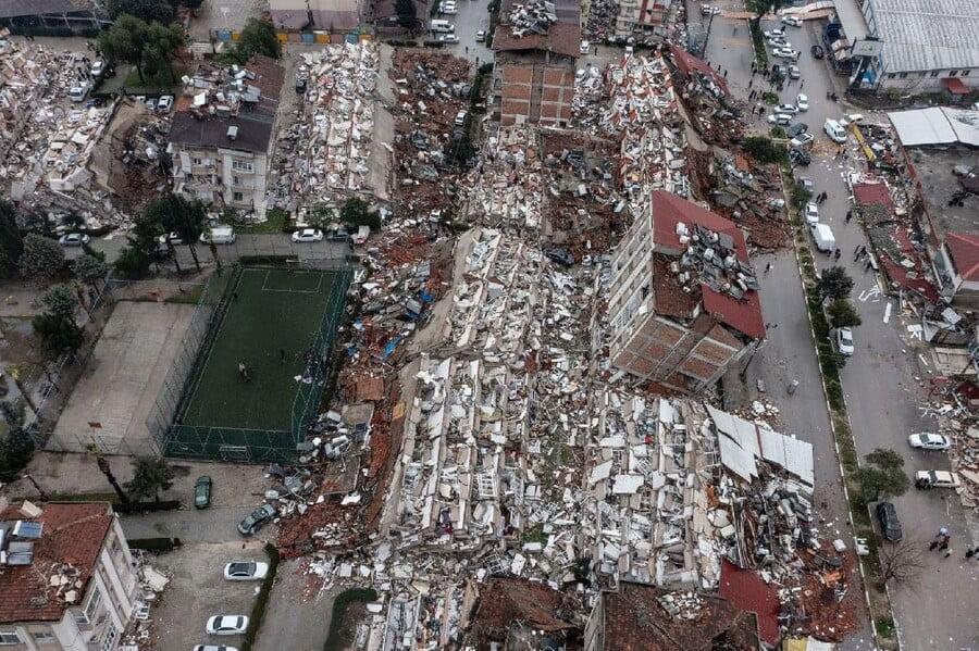 トルコ地震による死者現在までに2318人以上jpg