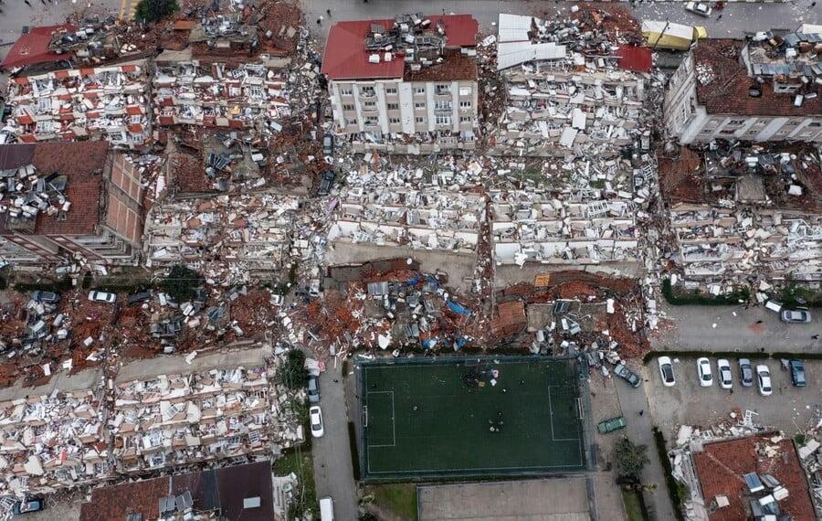 トルコ地震による死者現在までに2318人以上jpg