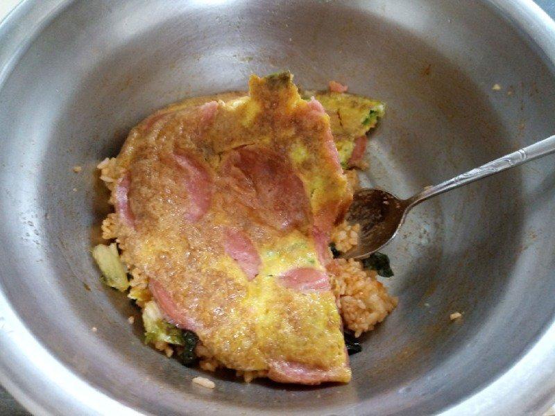 분홍소세지 계란부침 + 상추비빔밥