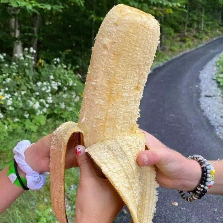 すごく大きいバナナjpg