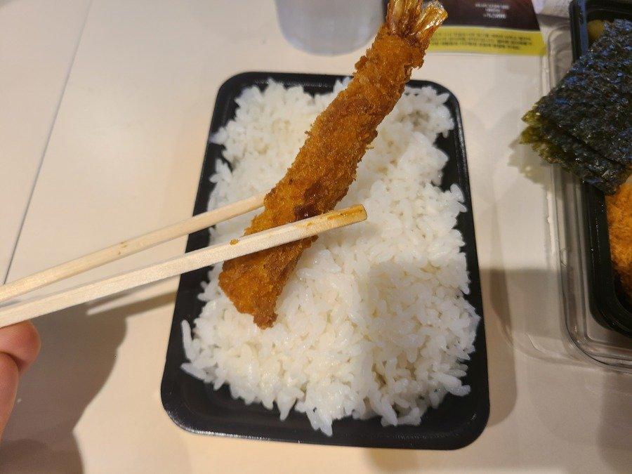 7800ウォンの一釜 つつじ弁当 jpg