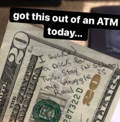 ATMから引き出されたお金に書かれた書き込み