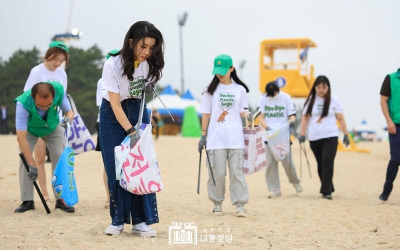 돋보이는걸 좋아하는 여사님