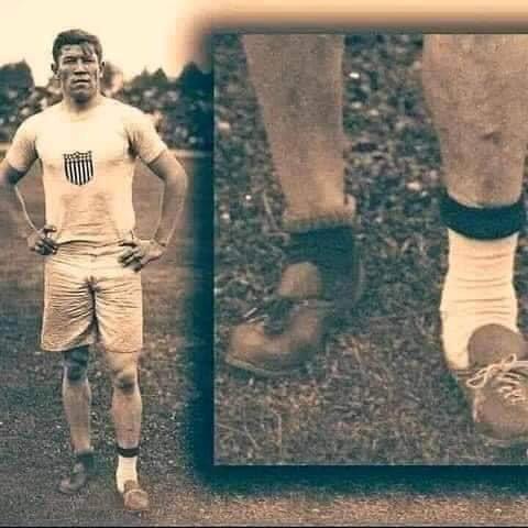 拾った靴を履いて陸上競技に参加した選手歴史