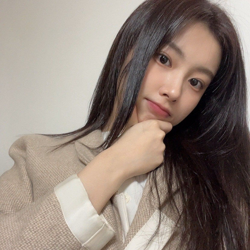 Kang Hyewon