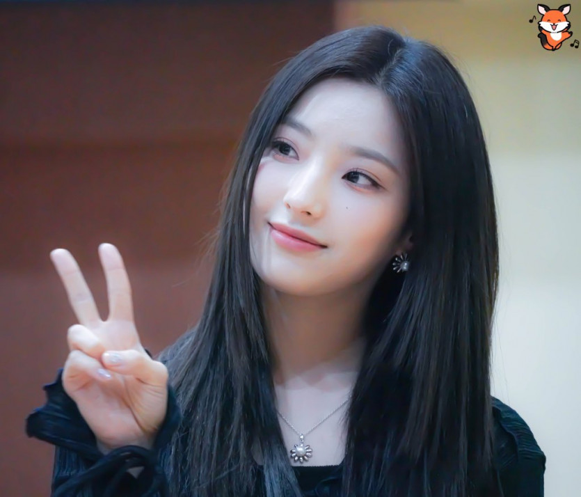 이새롬 (프로미스나인)