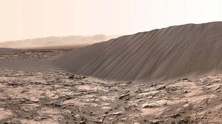 나사에서 최초로 공개한 찐 화성 사진.jpg