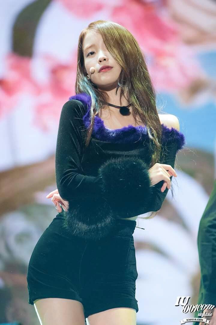 IU