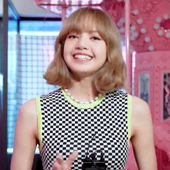 BLACKPINK LISA