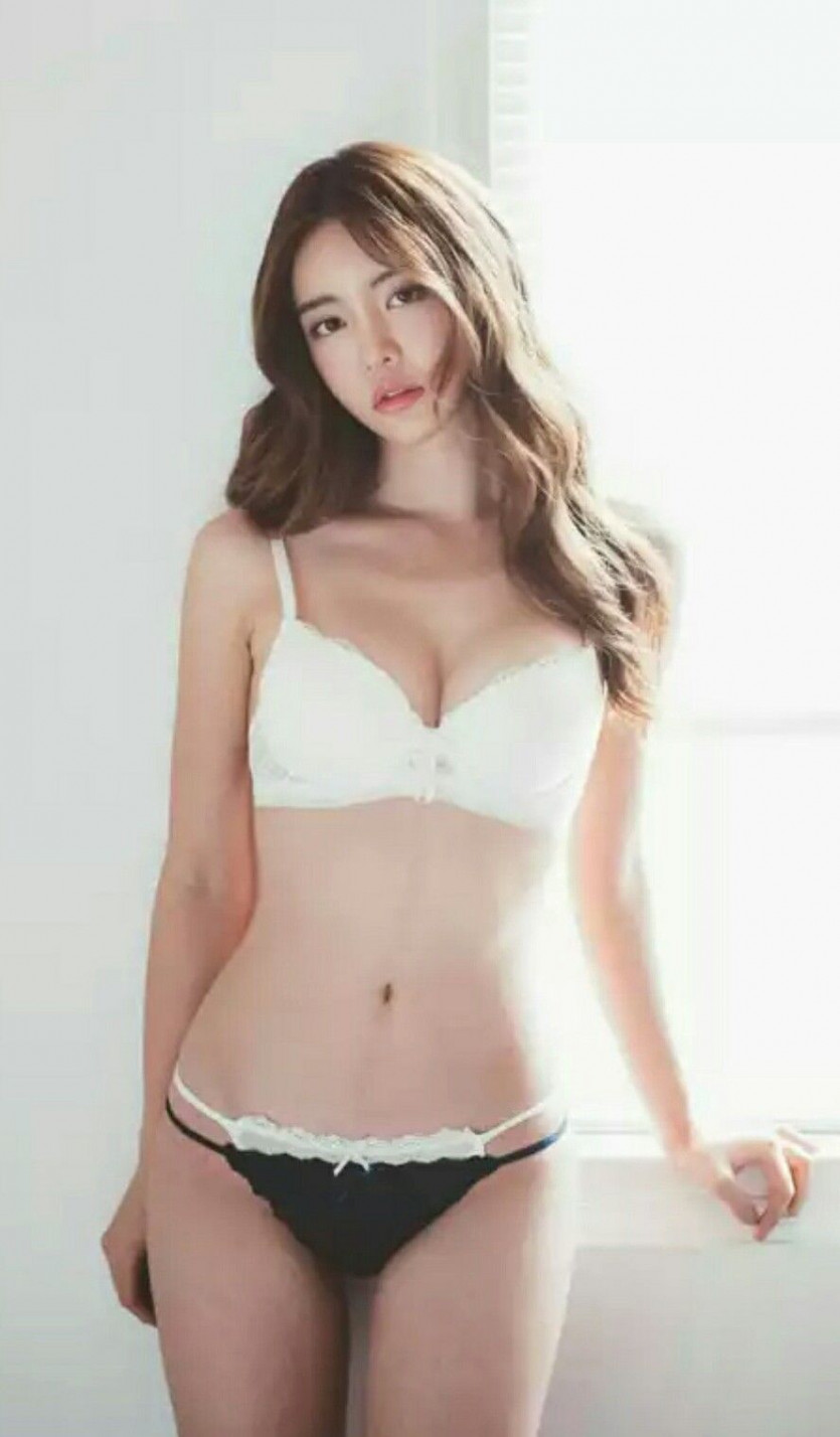 Jin Hee__Lingerie