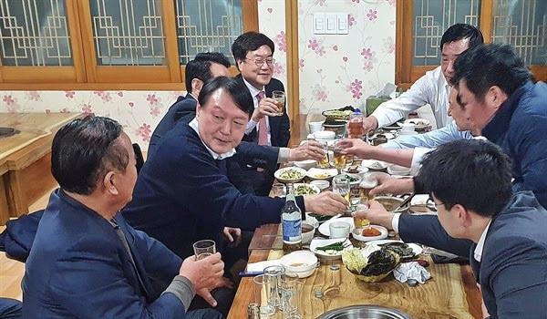 가카  이스라엘에서 전쟁이 났습니다.