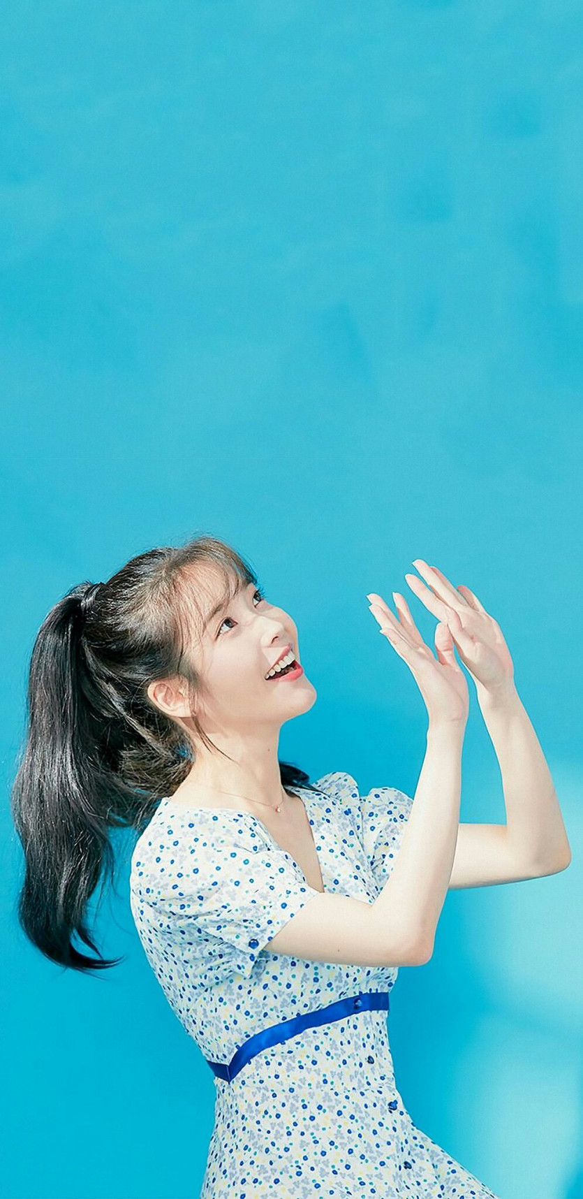 IU