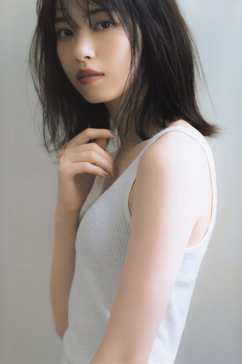 노기자카46 출신 배우 니시노 나나세