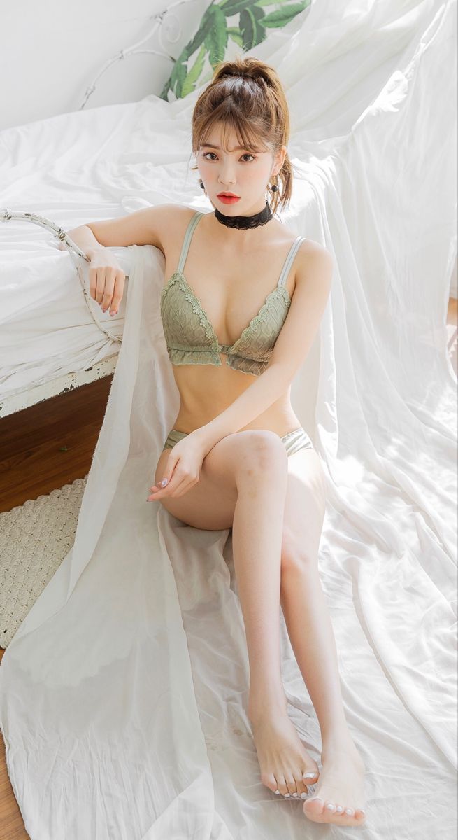 underwear model__Cha-Yoo-Jin