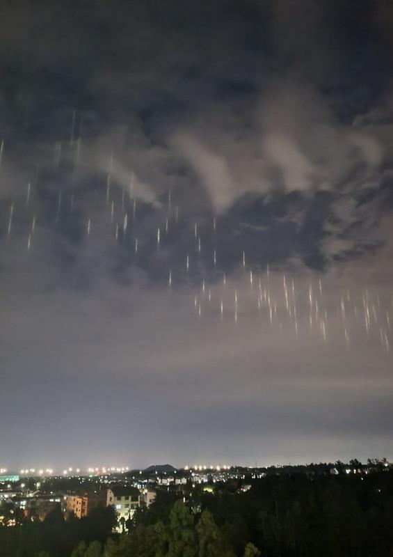 済州島の夜空で時々見える現象jpg