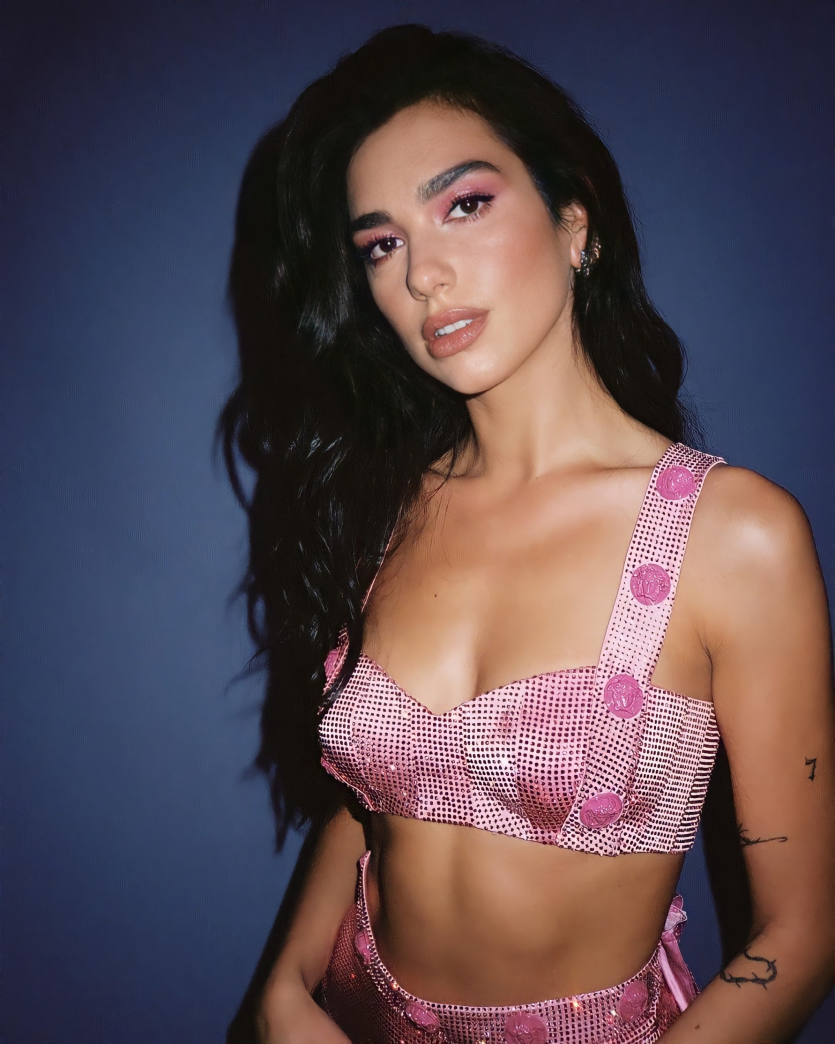 ドゥア·リファ DUA LIPA