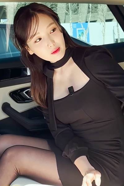 (SOUND)블랙 드레스 허리 골반 라인 검스 김세연 아나운서