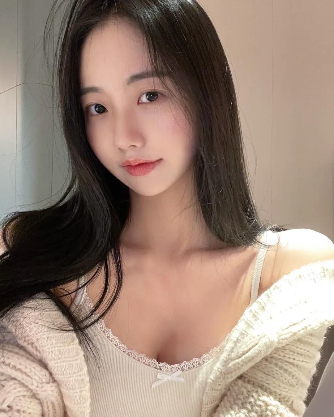 모델 김현진