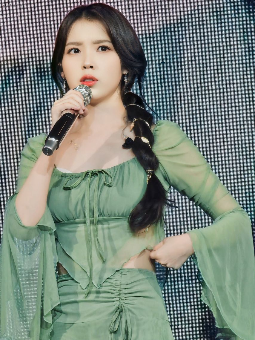 IU