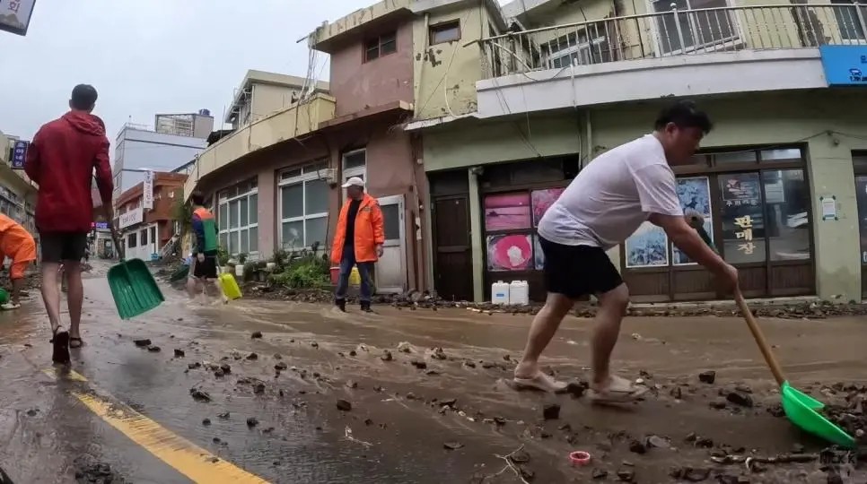 鬱陵島に行って新聞に出た自転車旅行YouTube