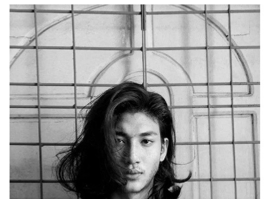 요즘 핫하다는 미얀마 모델.jpg