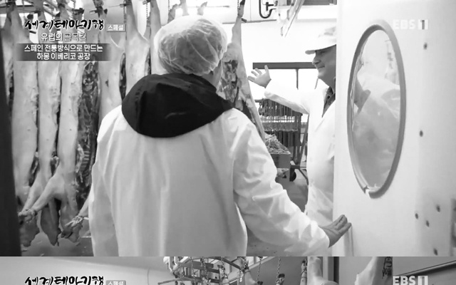 켰다하면 시청자가 4만명씩 대기타는 여캠방