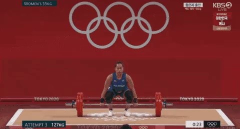 [역도] 필리핀 선수 127kg 성공! 중국 꺾고 금메달.gif