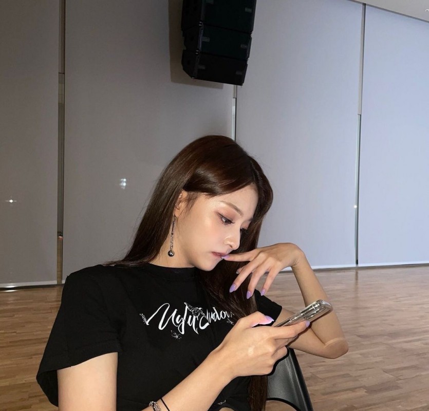 프로미스나인 이나경