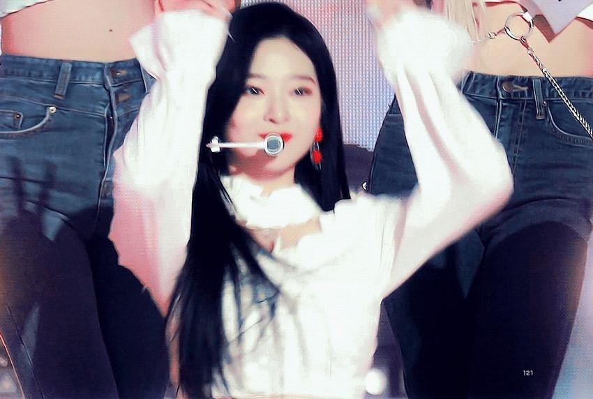 김민주 여기있다