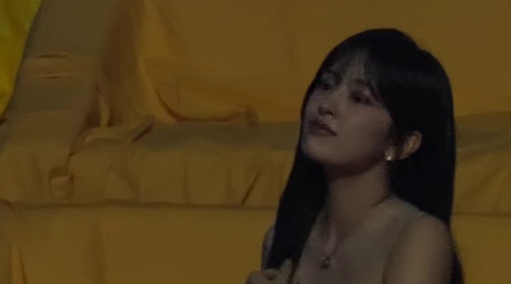 무대감상하는 여신드레스 아이브 안유진 누브라 바스트 + 각선미