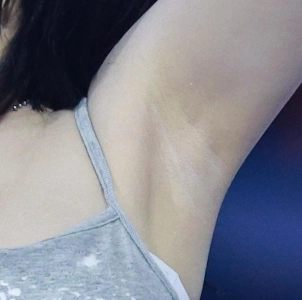 엔믹스 오해원 3단 확대 겨드랑이