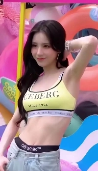 이달의소녀 아르테미스 희진 겨드랑이