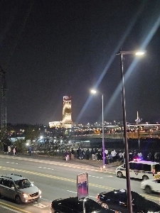 불꽃놀이 보러 왔읍니다