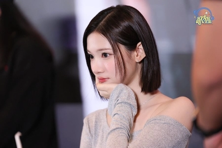 현 여돌판 3대 단발중 한명