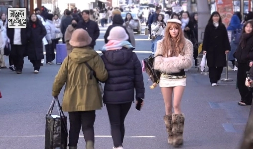 성수동에 간 세계 1위 미모 K-갸루