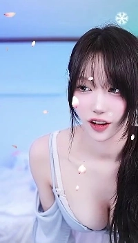 캠 앞에서 숙여주는 겨우디 하늘색 나시 F컵 가슴골