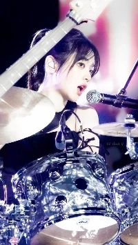 솔직히 QWER 쵸단 정도면 장카설에 비벼볼만하다고 봄