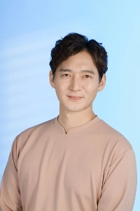 국회의원 박성훈 이분 닮았네요