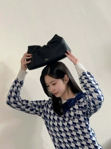 [아이즈원] 김민주 인스타 포스트