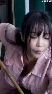 (SOUND)포켓볼 치는 대만 누나 노브라 가슴 덜렁