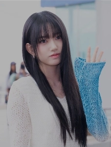 쉬는 날 36시간씩 잔다는 아이돌.jpg