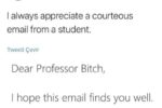 학생에게 이메일을 받은 교수