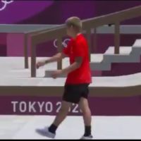 올림픽 스케이트보드 참사.gif