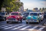 쿠바의 길거리에 클래식 카들이 자주 보이는 이유