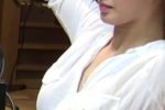 하얀 셔츠 입은 소녀시대 유리